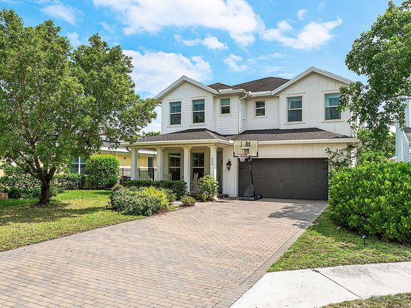 924 DEER HAVEN Drive, The Acreage, FL 33470