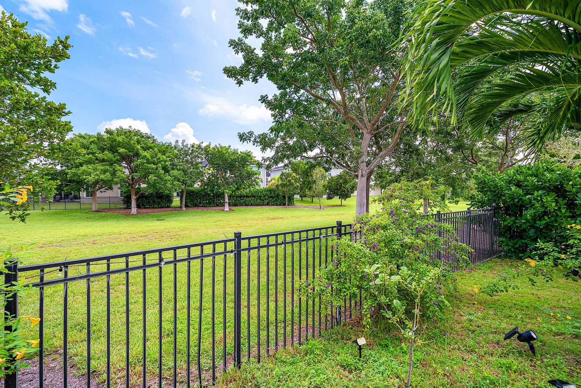 924 Deer Haven Drive, The Acreage, FL 33470 Photo