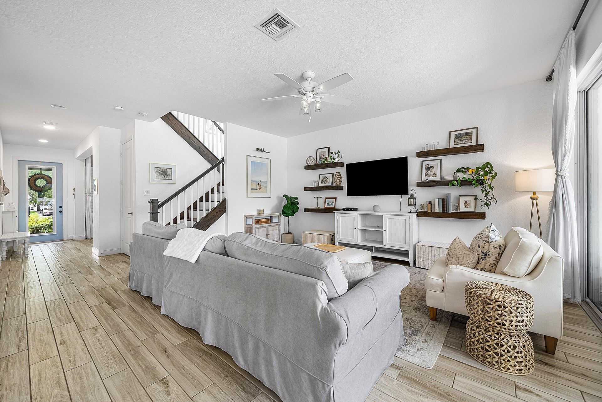 924 Deer Haven Drive, The Acreage, FL 33470 Photo