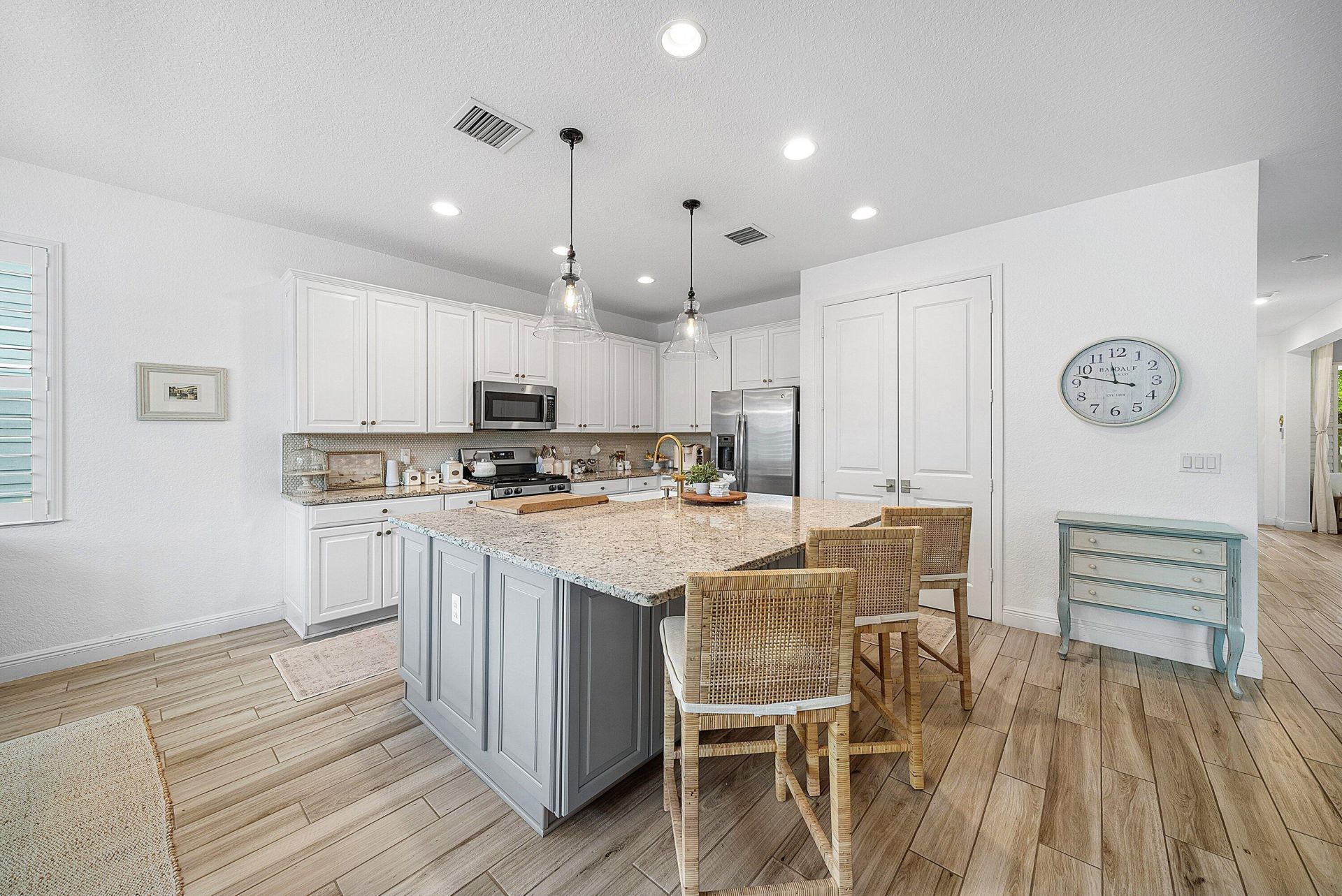924 Deer Haven Drive, The Acreage, FL 33470 Photo