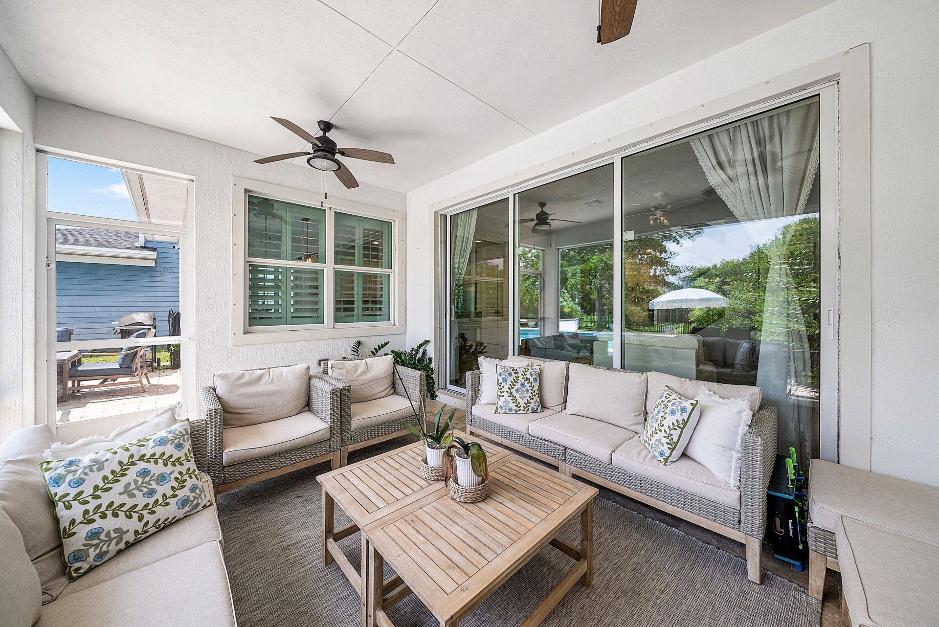 924 Deer Haven Drive, The Acreage, FL 33470 Photo