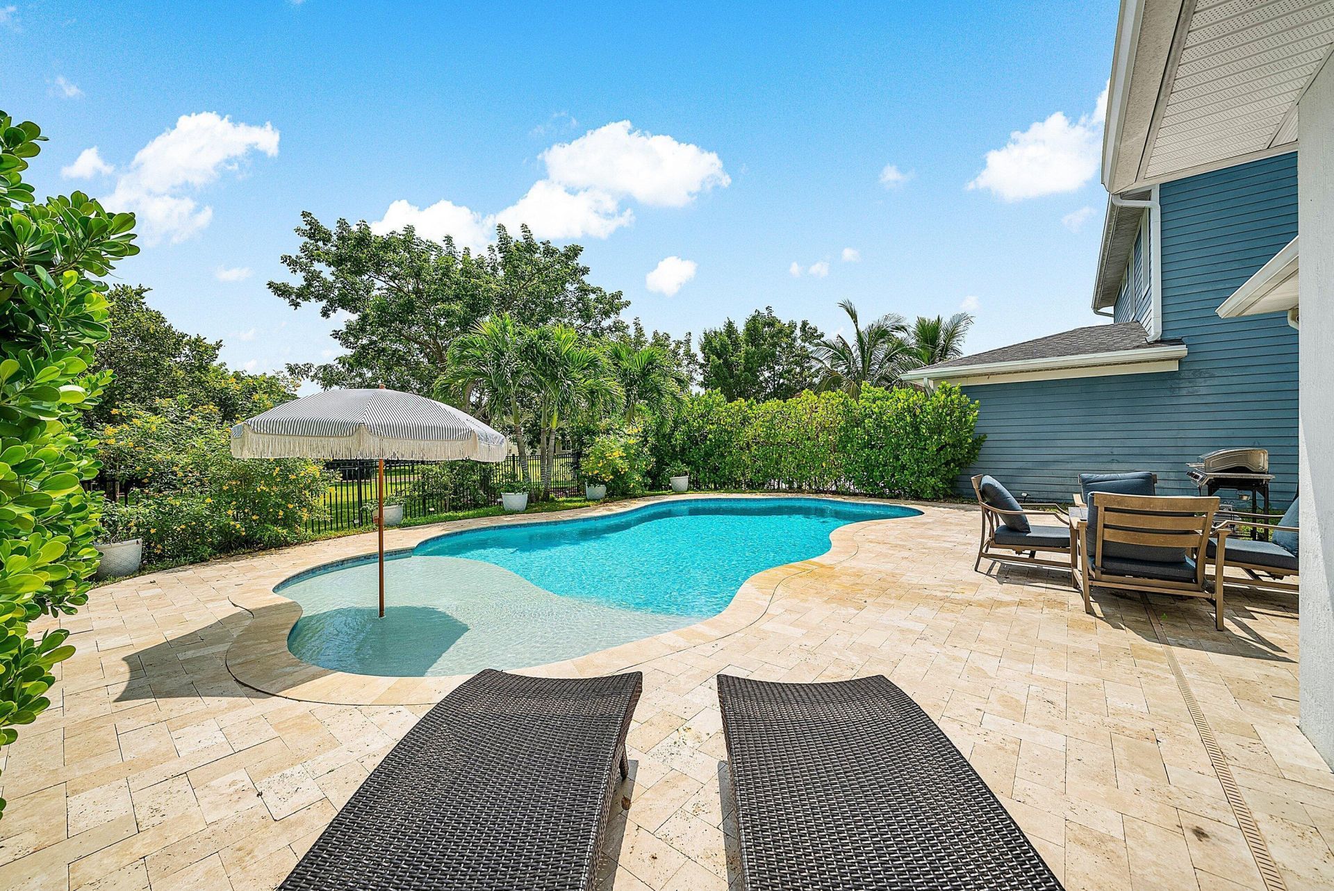 924 Deer Haven Drive, The Acreage, FL 33470 Photo