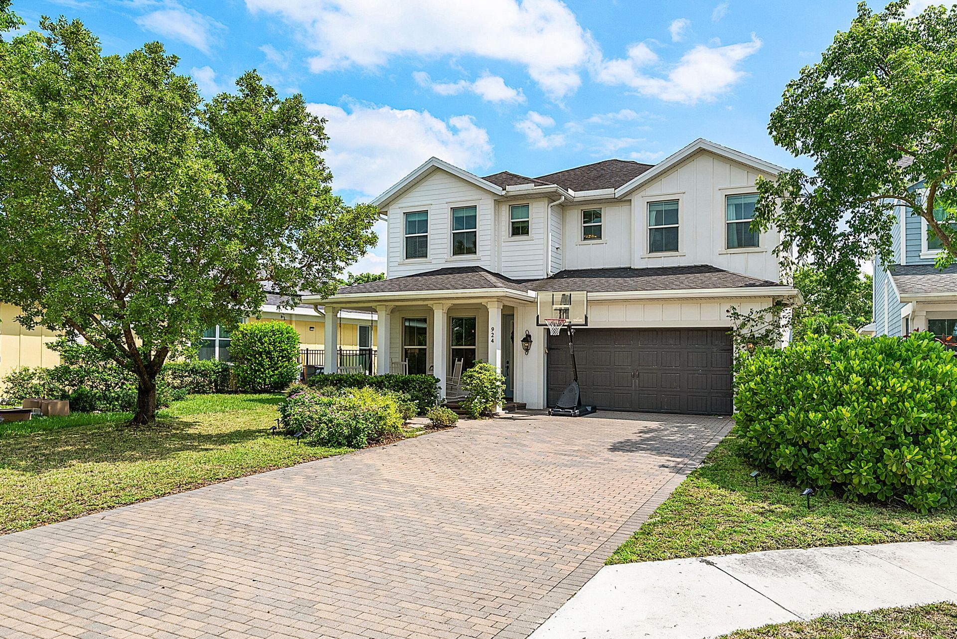 924 Deer Haven Drive, The Acreage, FL 33470 Photo