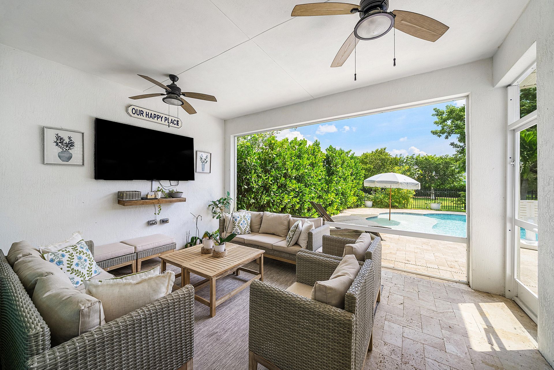 924 Deer Haven Drive, The Acreage, FL 33470 Photo