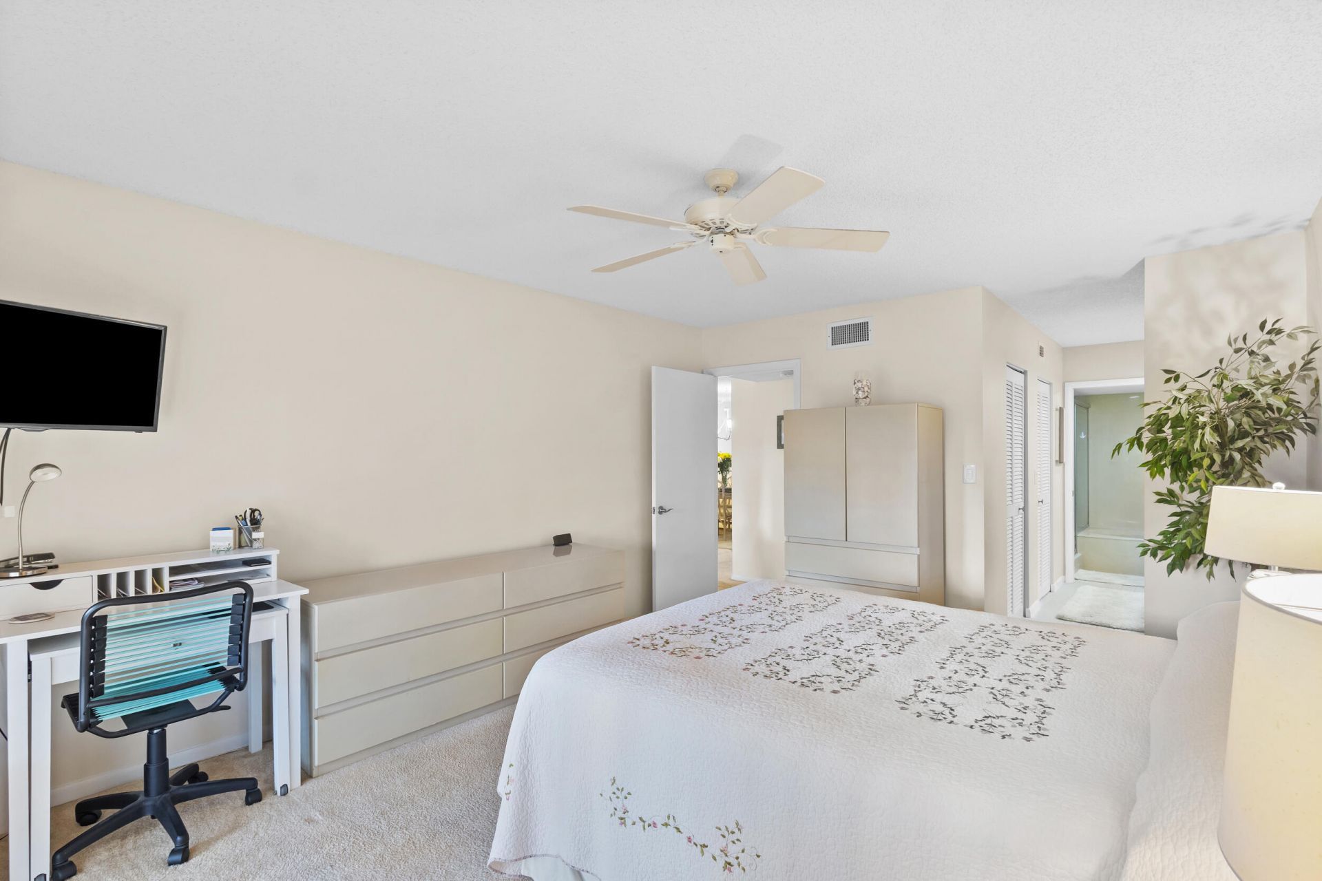5186 Golfview Court, Unit 1913, Delray Beach, FL 33484 Photo