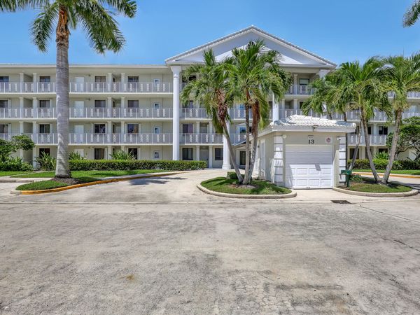 2621 Village Boulevard, Unit 203, West Palm Beach, FL 33409