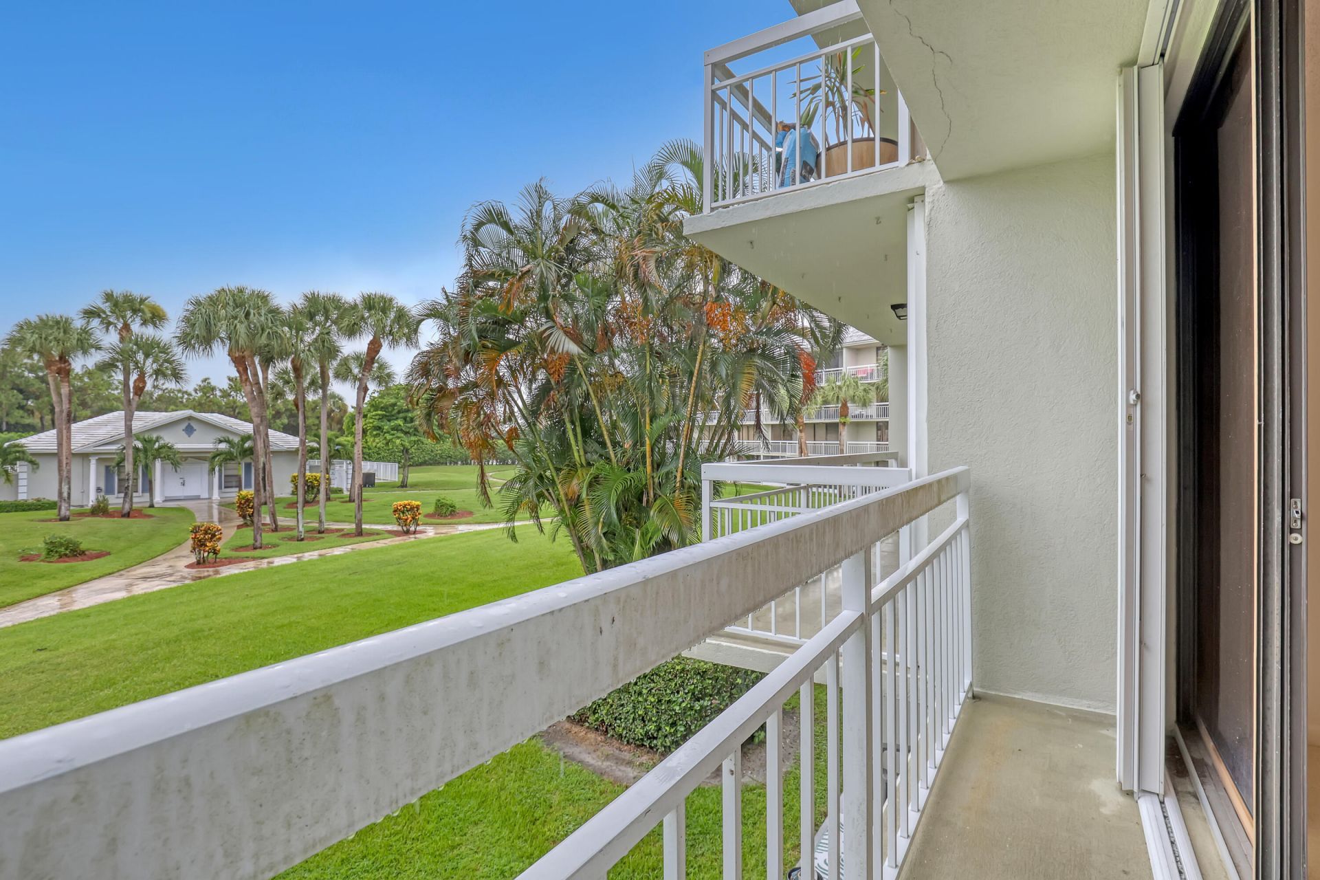 2621 Village Boulevard, Unit 203, West Palm Beach, FL 33409 Photo