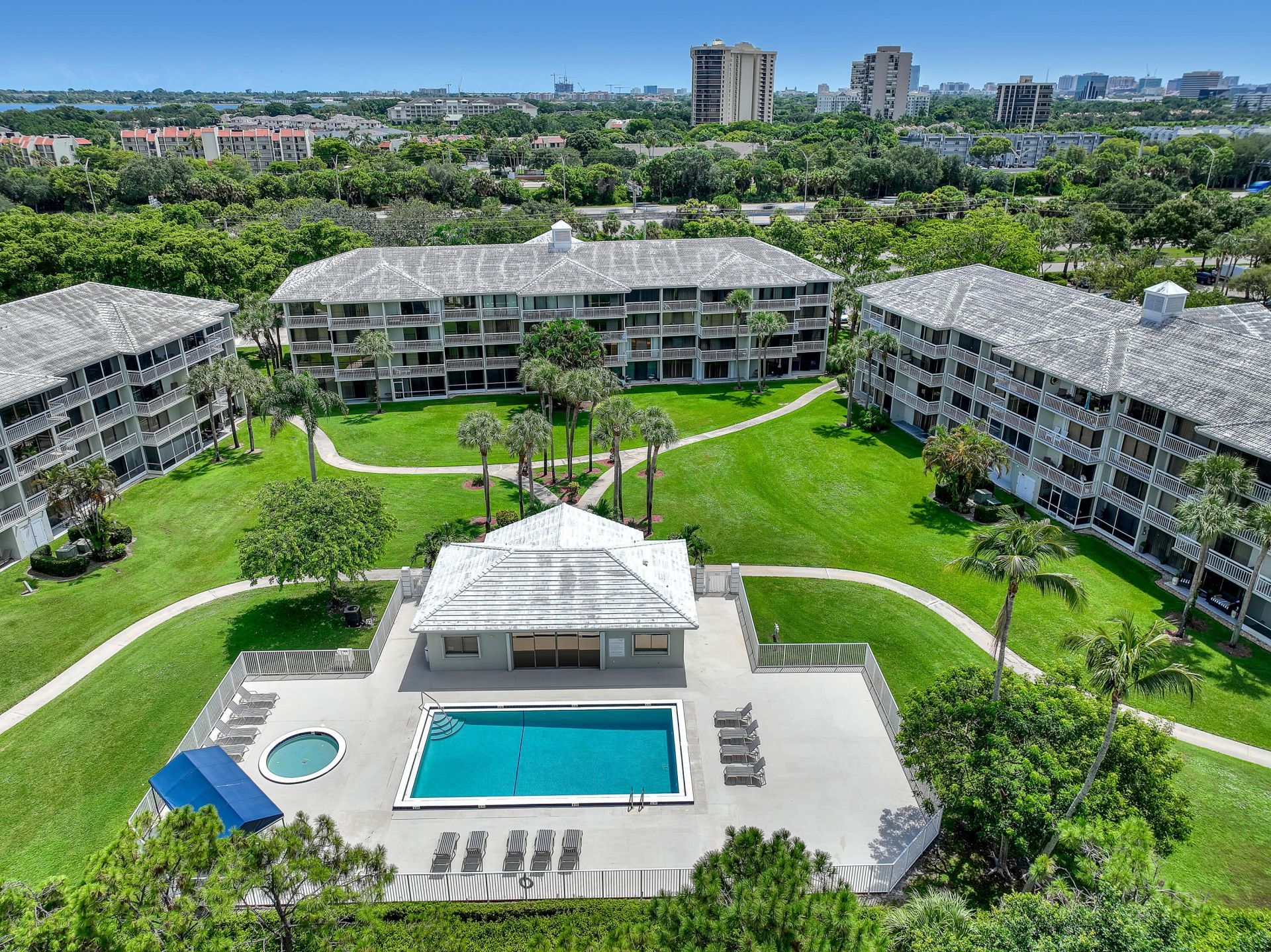 2621 Village Boulevard, Unit 203, West Palm Beach, FL 33409 Photo
