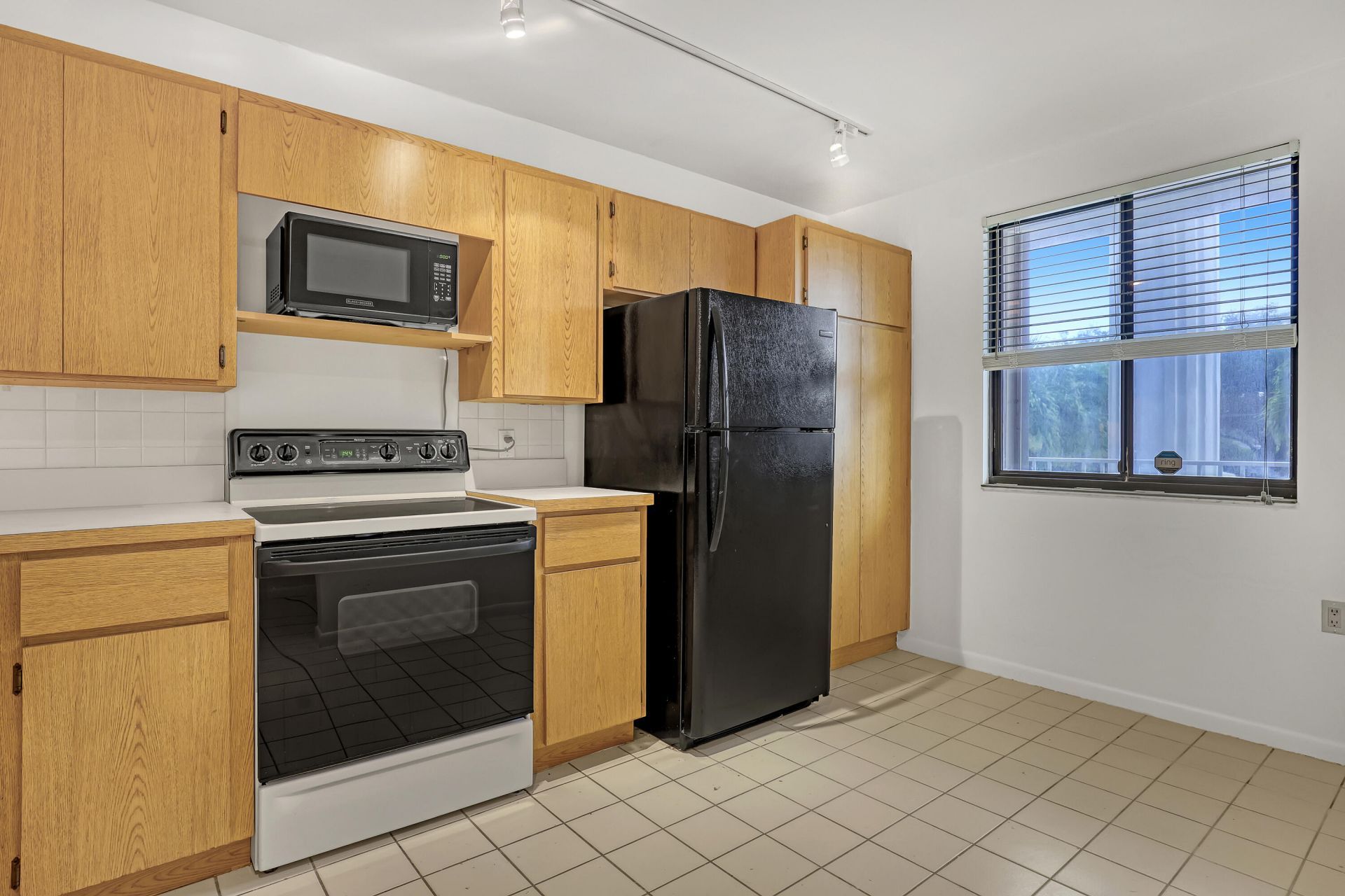 2621 Village Boulevard, Unit 203, West Palm Beach, FL 33409 Photo