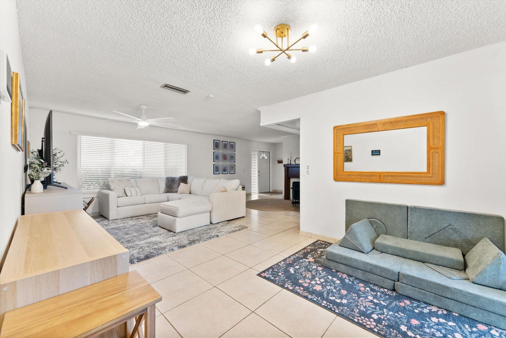 10661 NW 27th Court, Sunrise, FL 33322 Photo