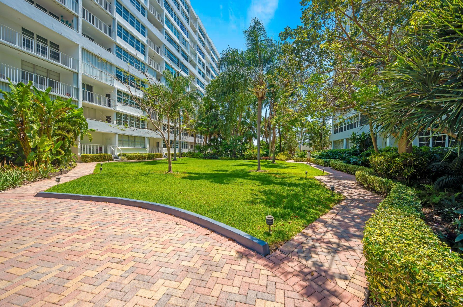 1170 N Federal Highway, Unit 312, Fort Lauderdale, FL 33304 Photo