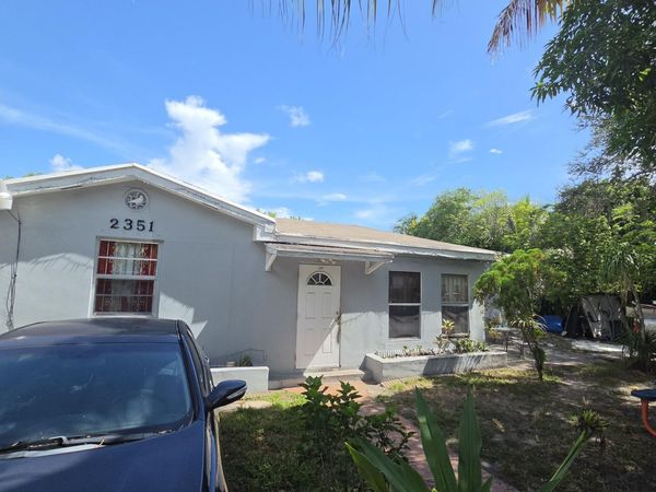 2351 NW 104TH Terrace, Miami, FL 33147