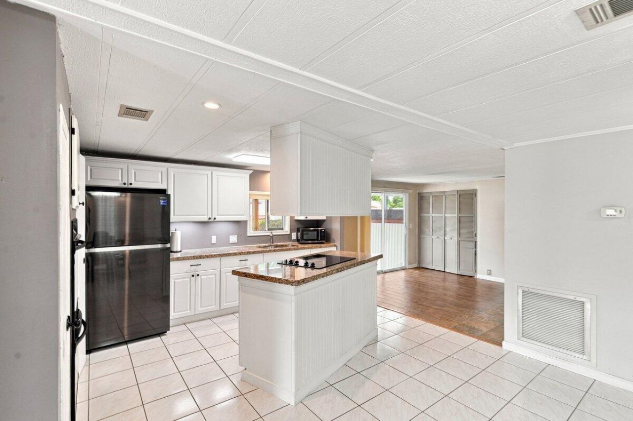 21671 S Heritage Circle, Pembroke Pines, FL 33029 Photo