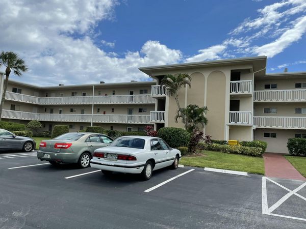 2668 Garden Drive N, Unit 311, Lake Worth, FL 33461
