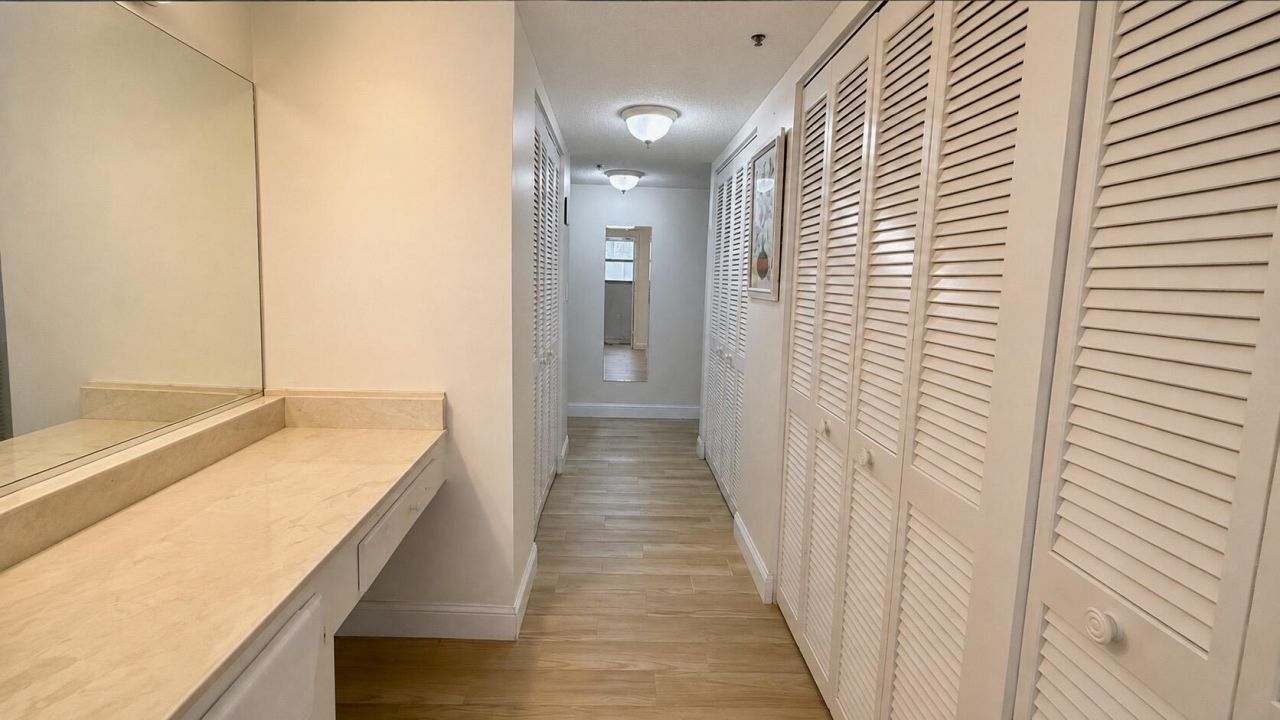 210 174th Street, Unit 1901, Sunny Isles Beach, FL 33160 Photo