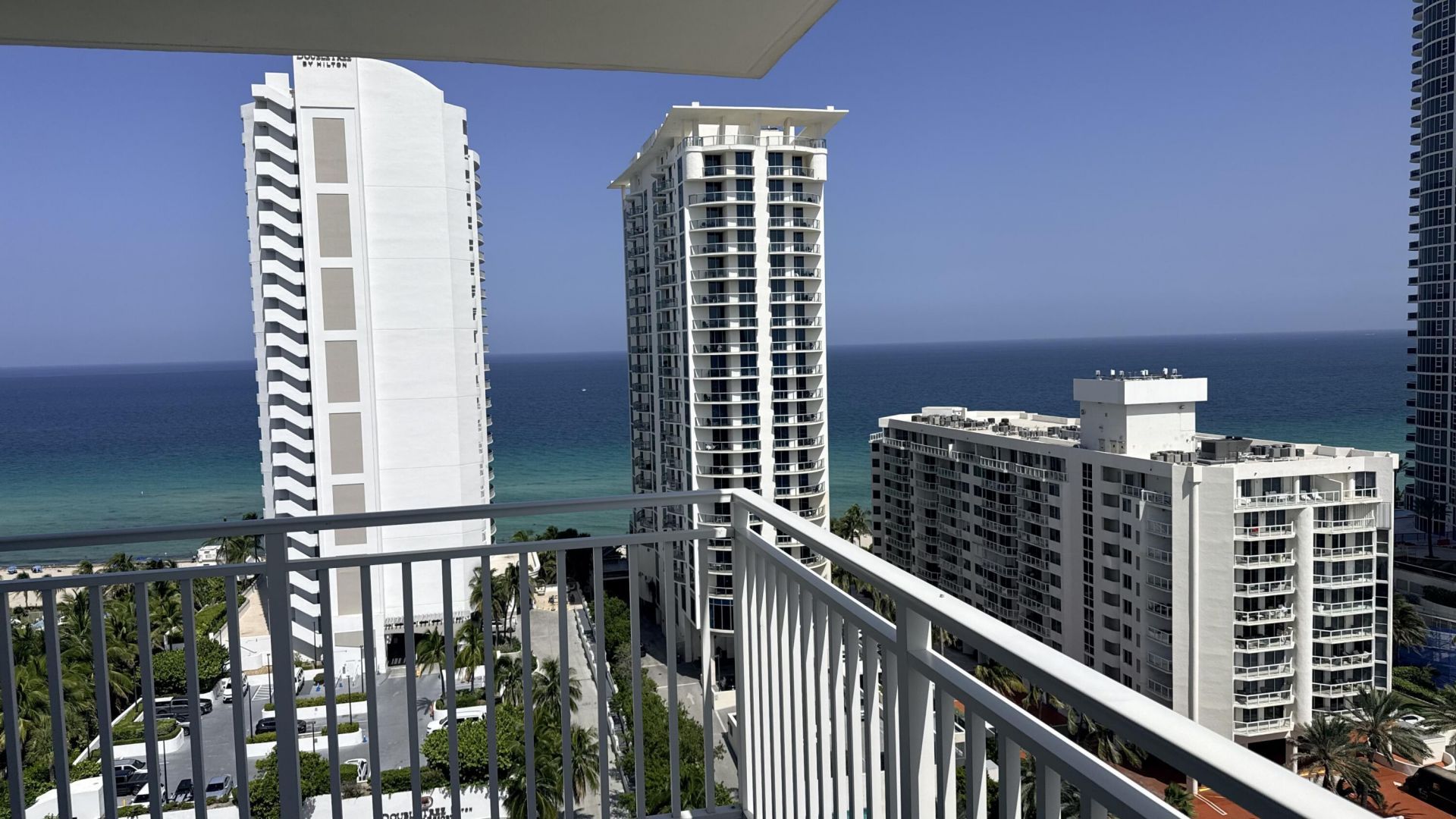 210 174th Street, Unit 1901, Sunny Isles Beach, FL 33160 Photo