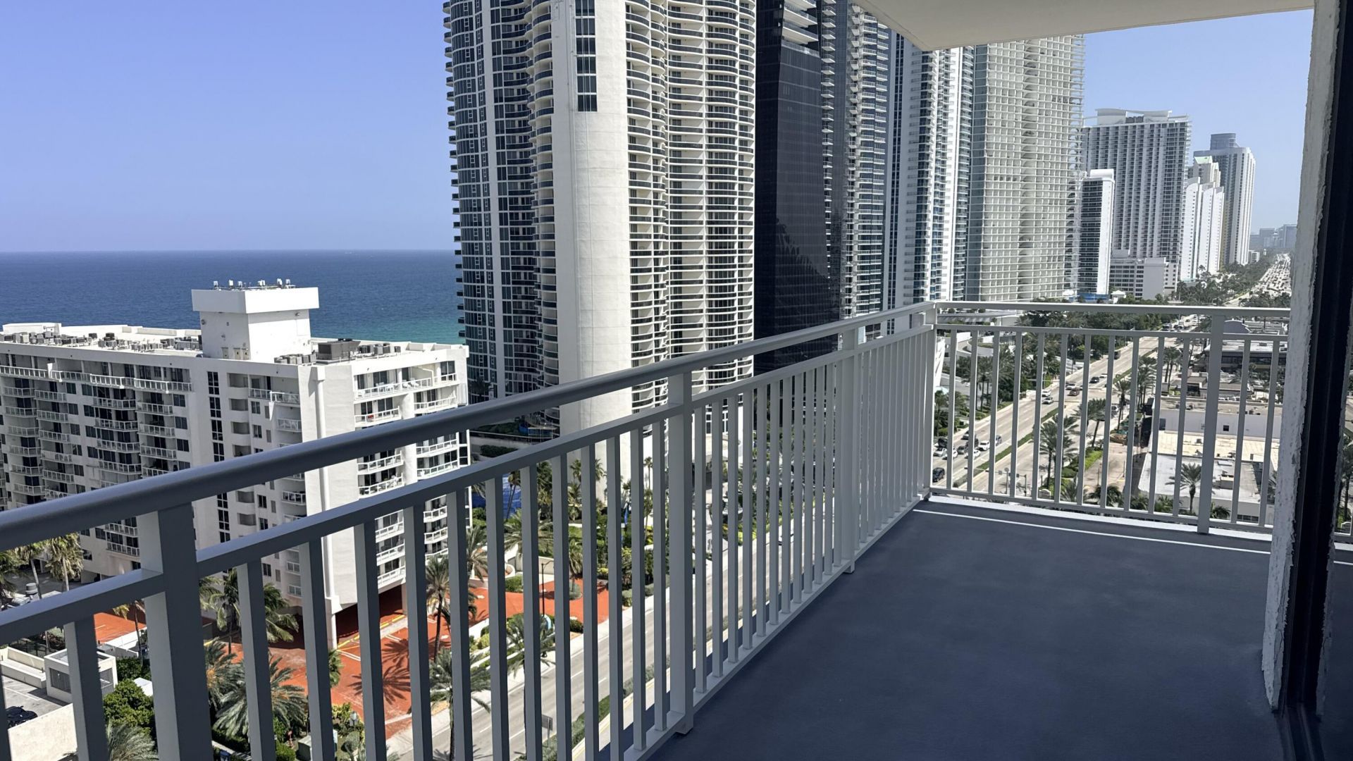 210 174th Street, Unit 1901, Sunny Isles Beach, FL 33160 Photo