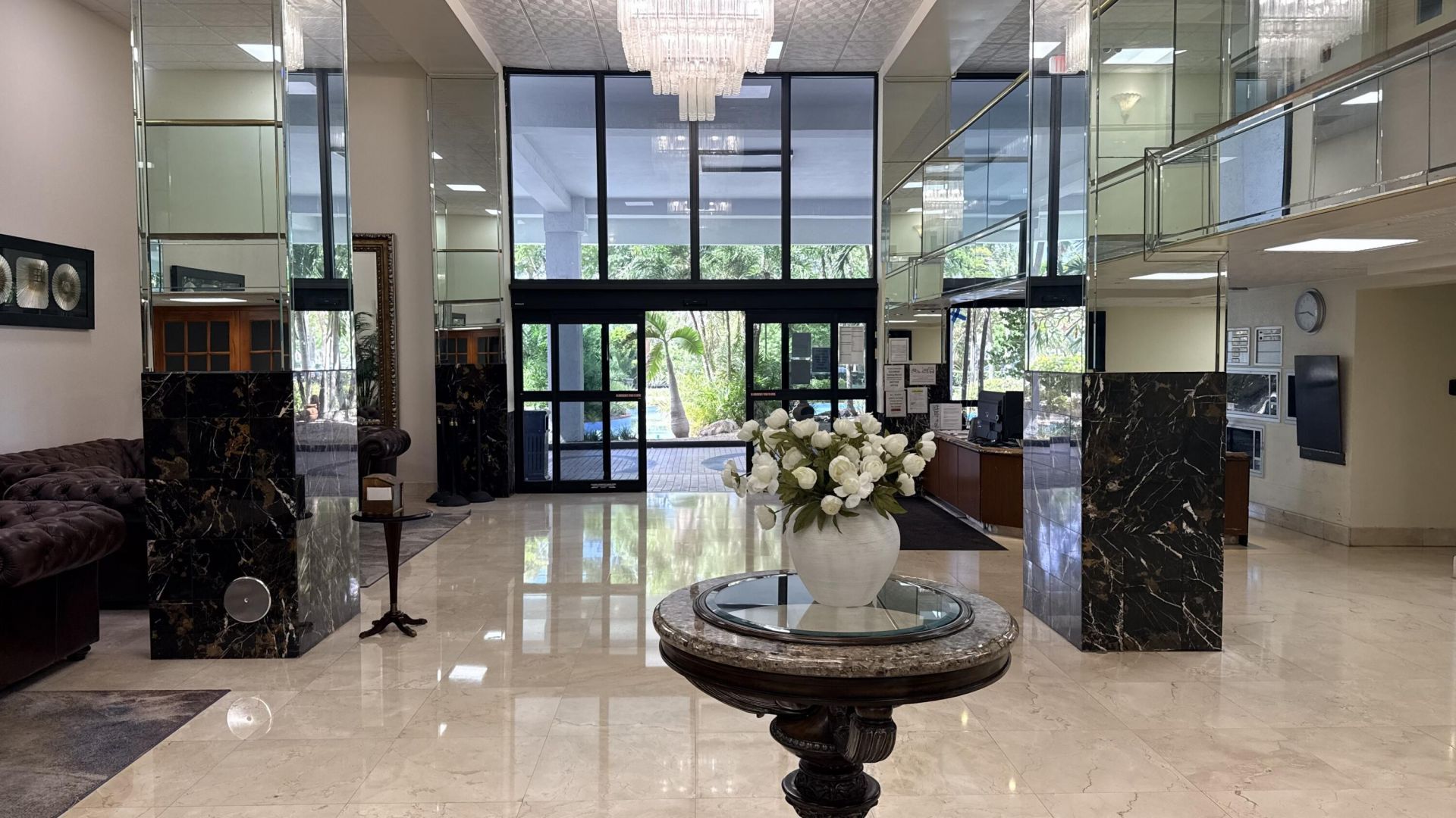210 174th Street, Unit 1901, Sunny Isles Beach, FL 33160 Photo