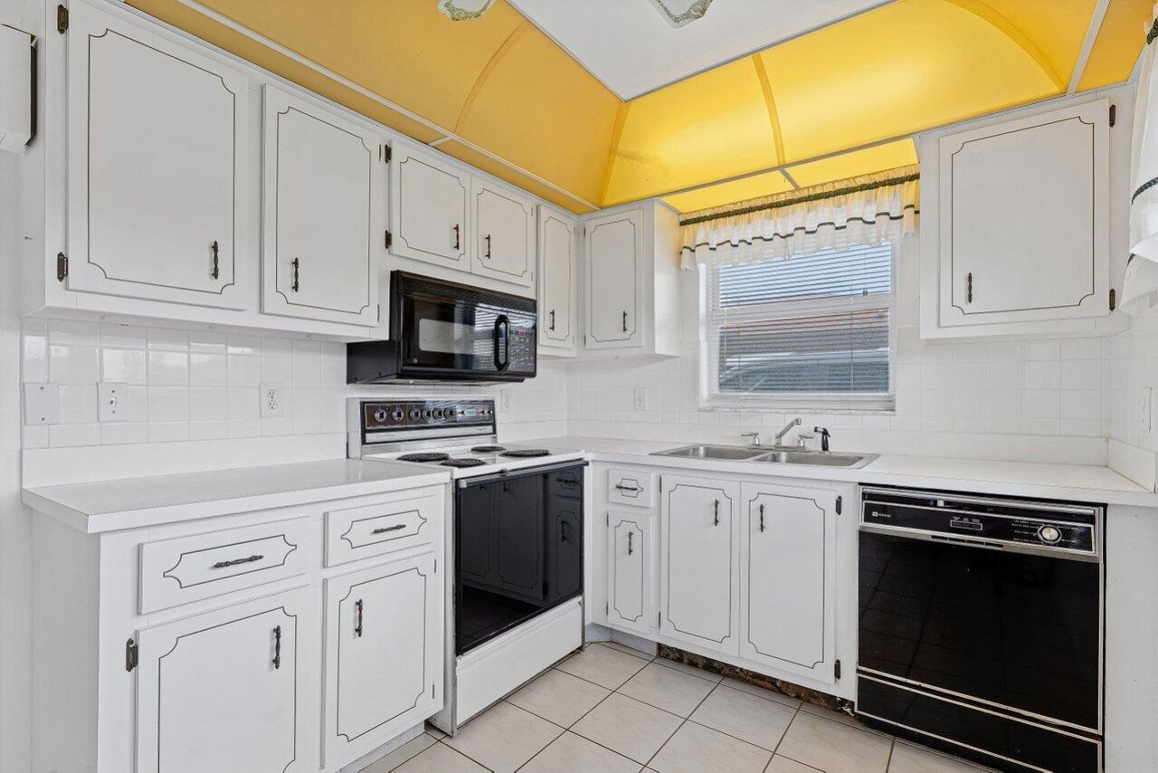 121 Mockingbird Lane, Delray Beach, FL 33445 Photo