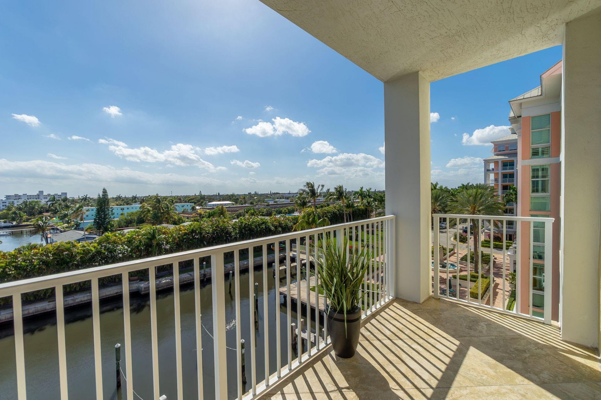 806 E Windward Way, Unit 524, Lantana, FL 33462 Photo