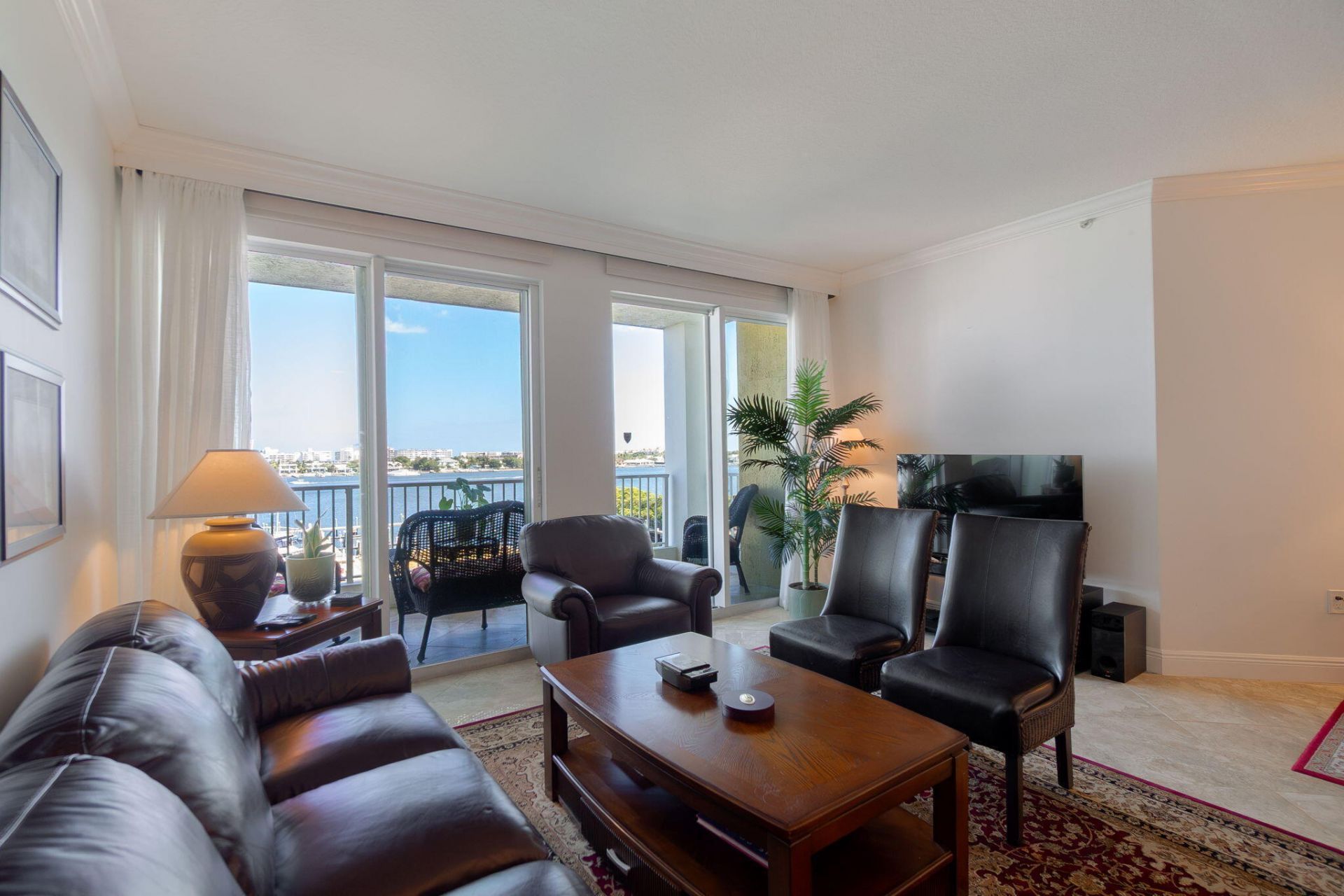 806 E Windward Way, Unit 524, Lantana, FL 33462 Photo