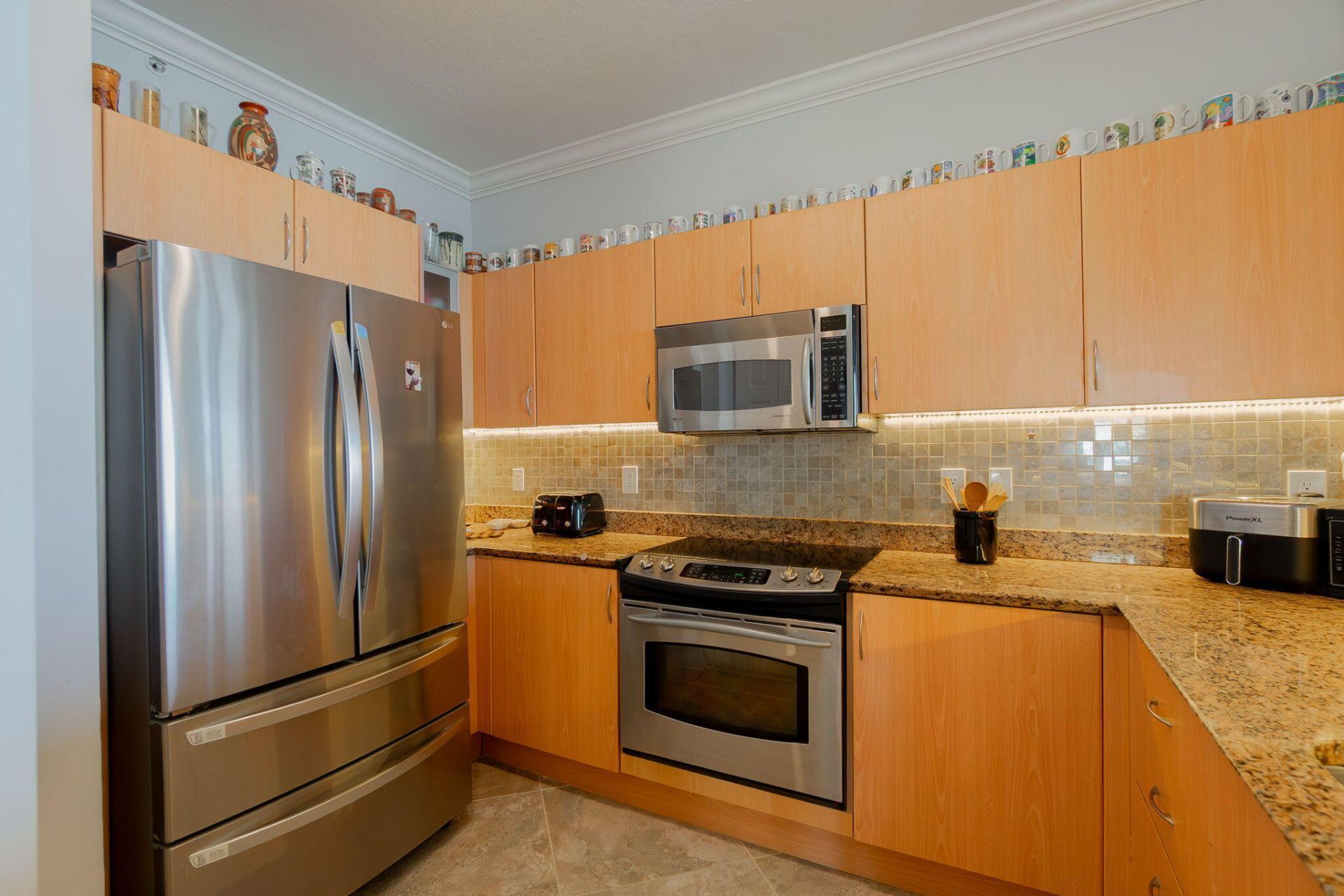 806 E Windward Way, Unit 524, Lantana, FL 33462 Photo