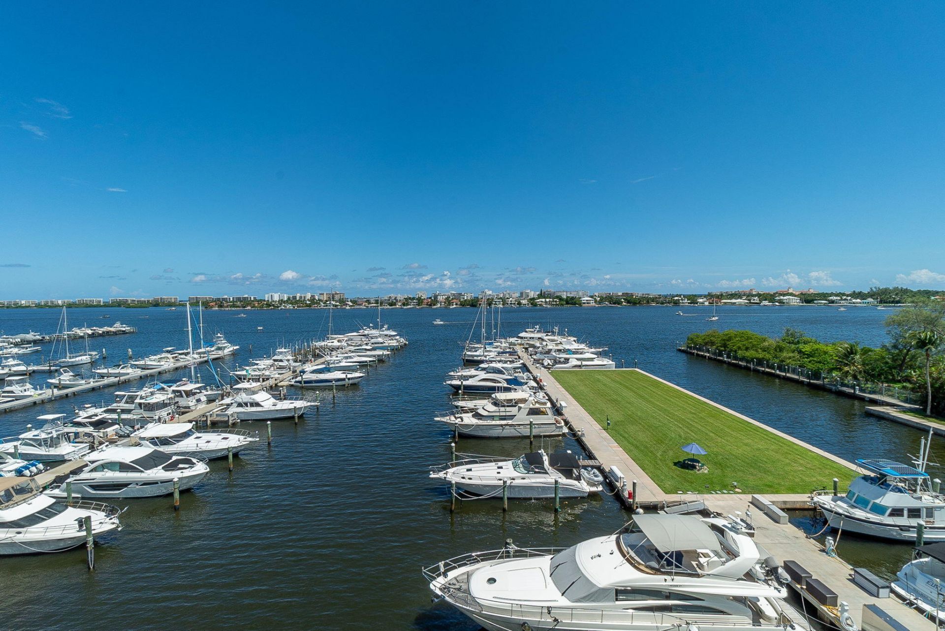 806 E Windward Way, Unit 524, Lantana, FL 33462 Photo