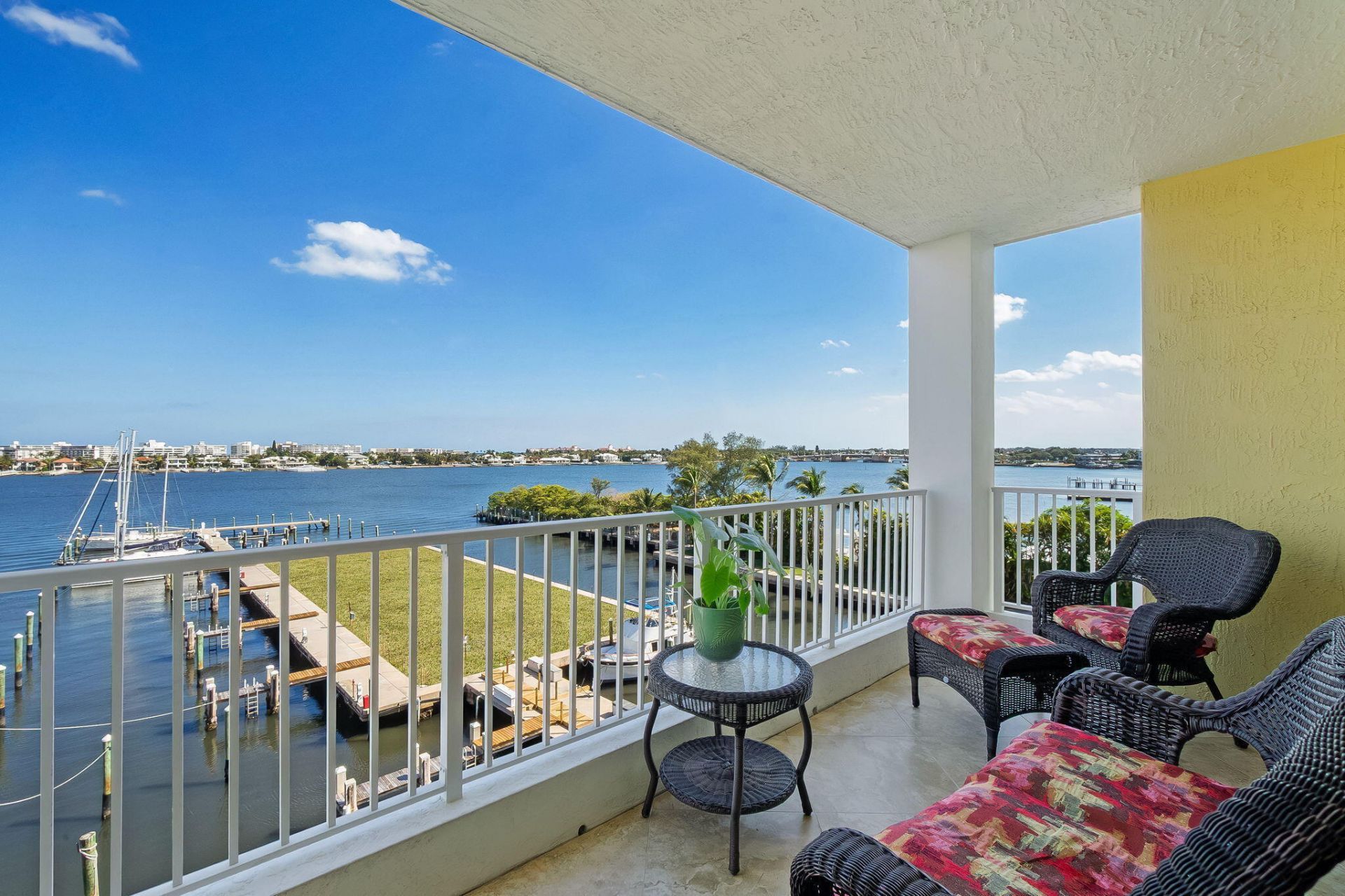 806 E Windward Way, Unit 524, Lantana, FL 33462 Photo