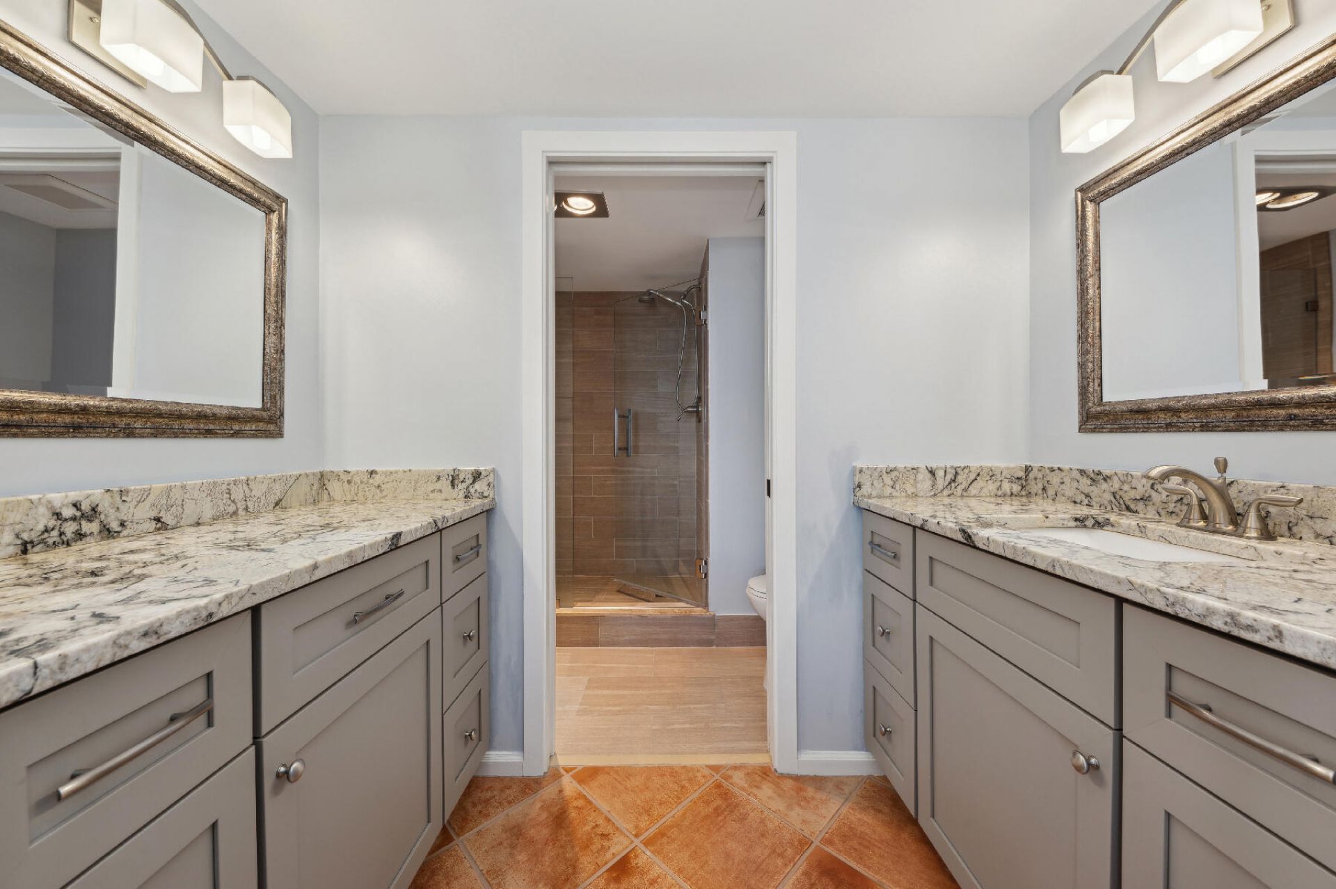 5480 N Ocean Drive, Riviera Beach, FL 33404 Photo
