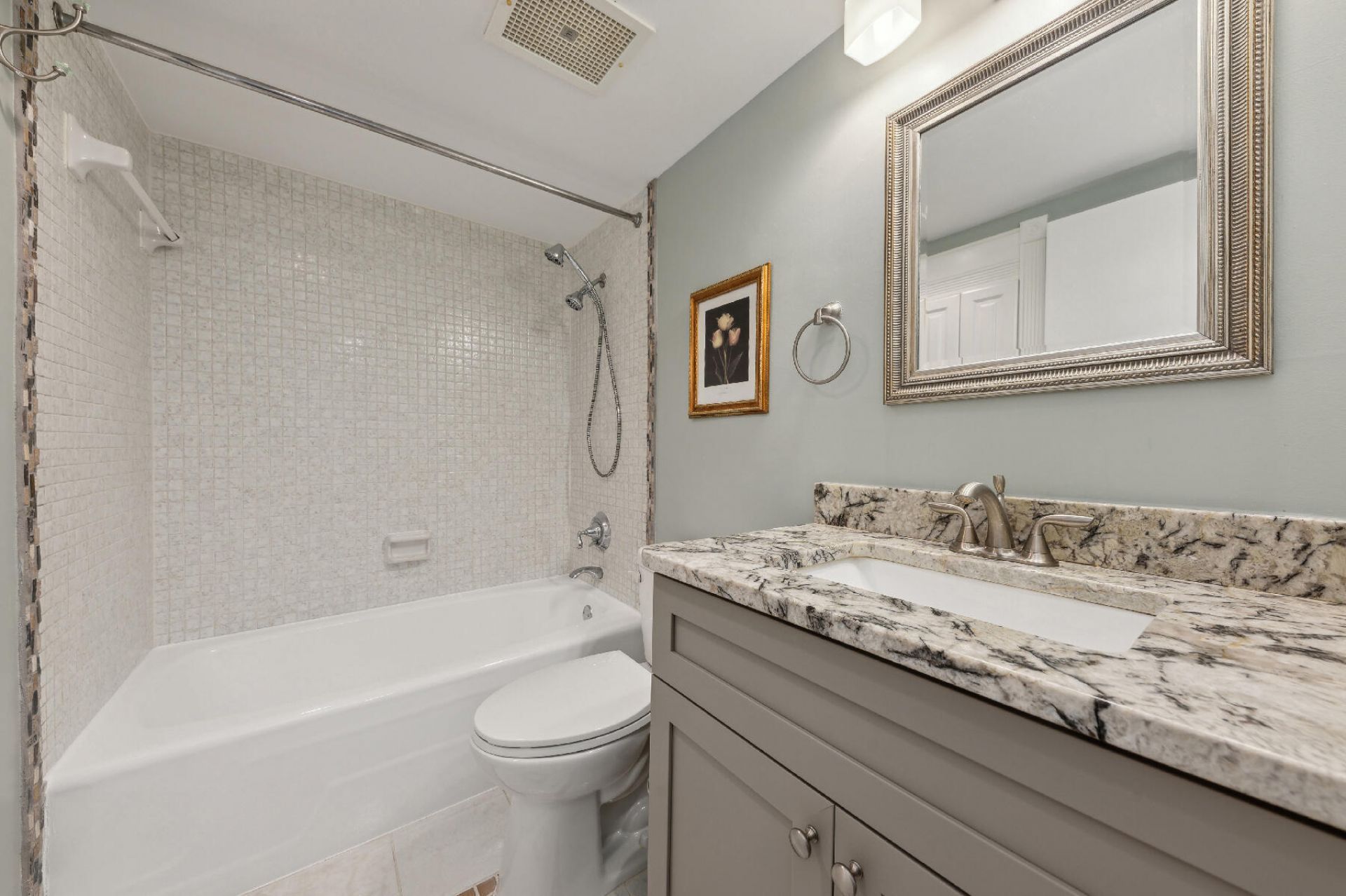 5480 N Ocean Drive, Riviera Beach, FL 33404 Photo