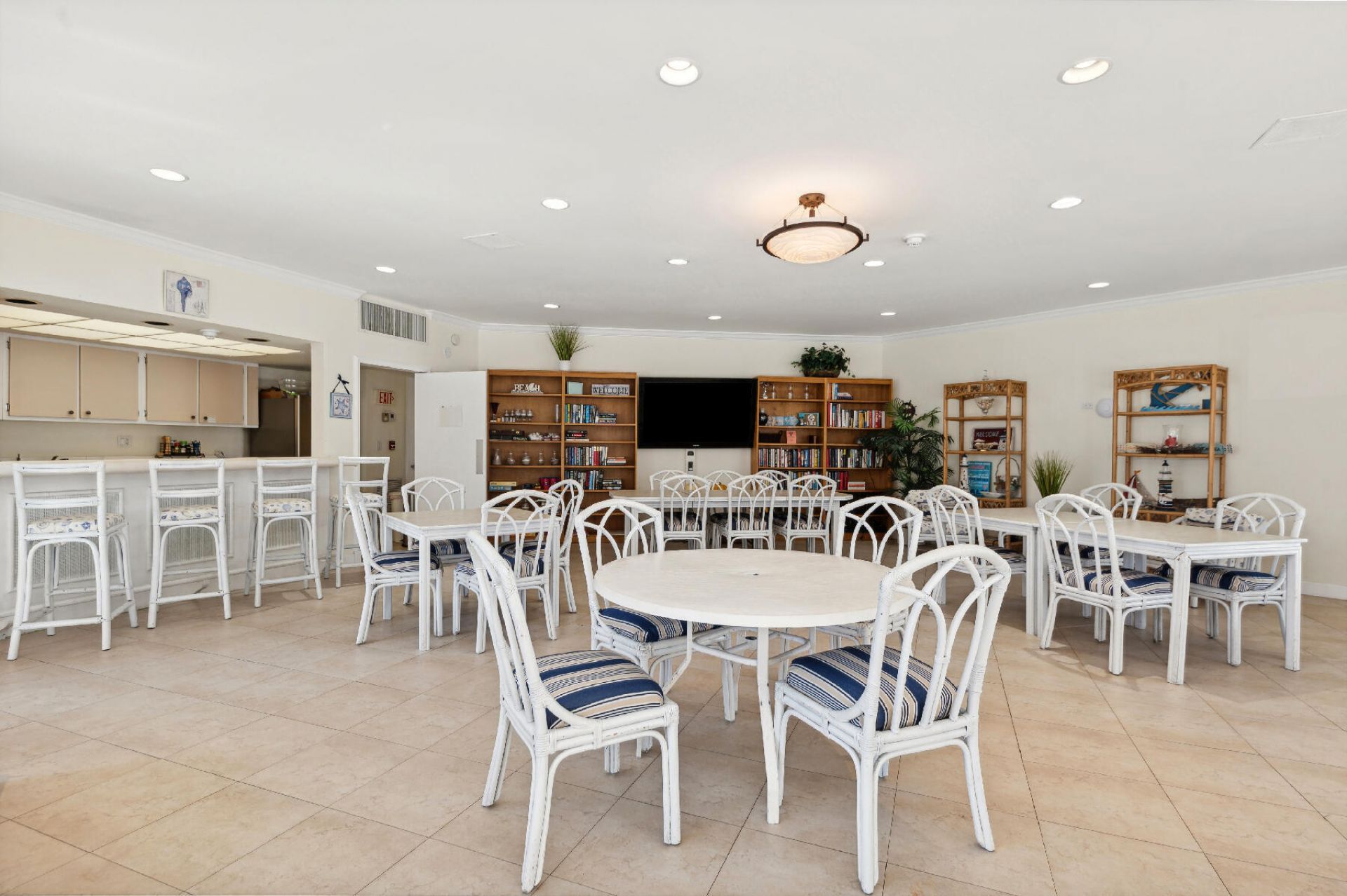5480 N Ocean Drive, Riviera Beach, FL 33404 Photo