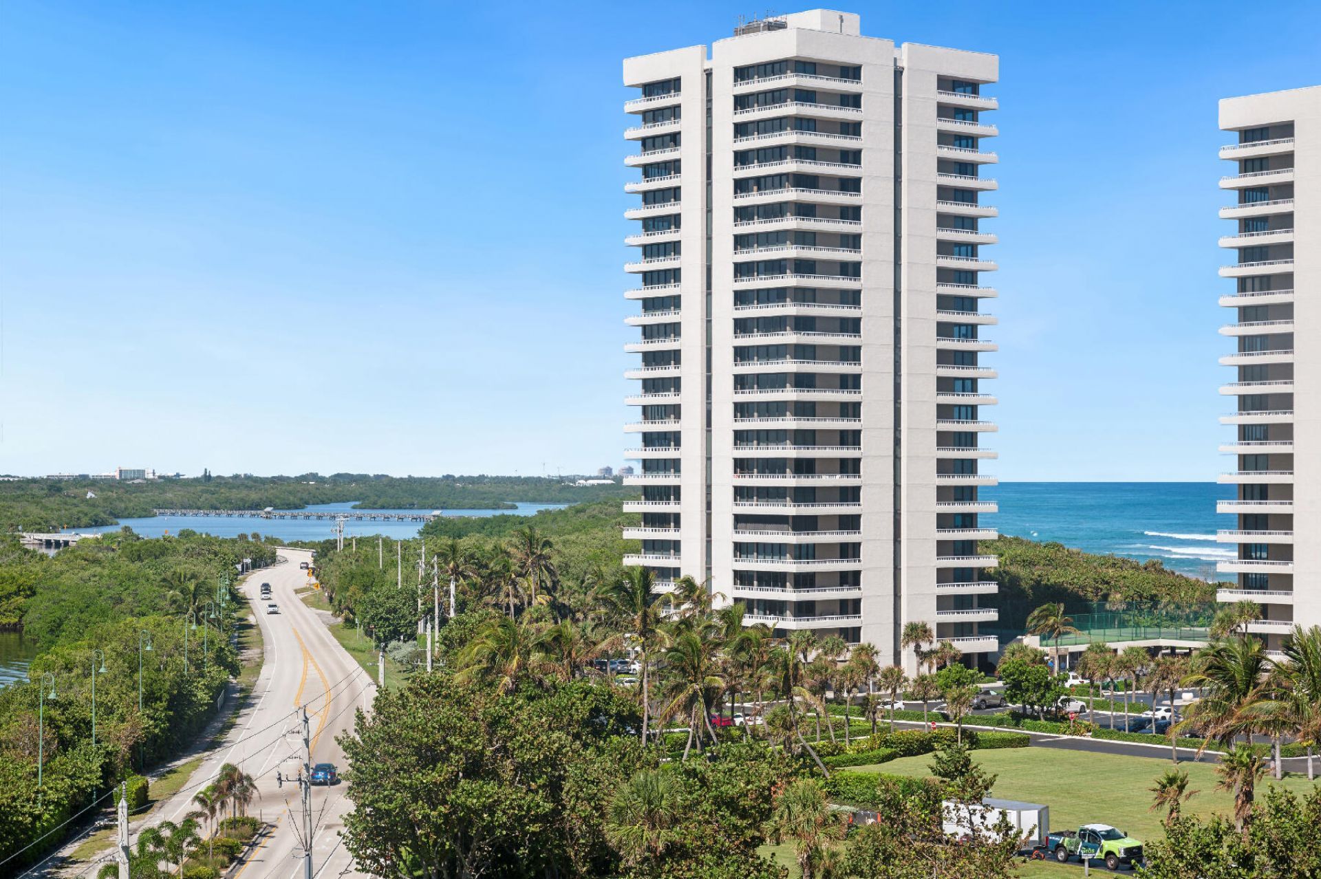 5480 N Ocean Drive, Riviera Beach, FL 33404 Photo