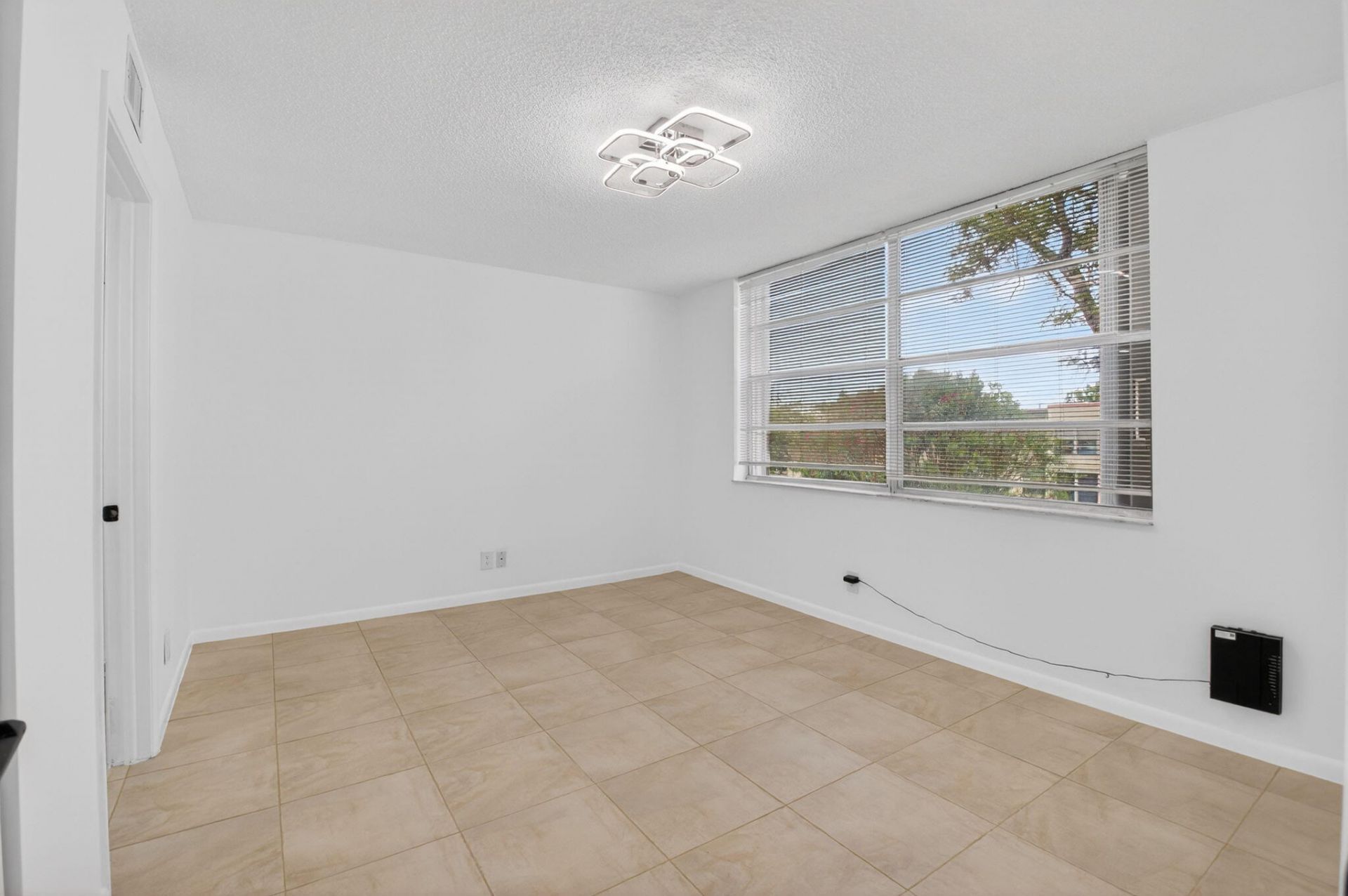 10 Willowbrook Lane, Unit 207, Delray Beach, FL 33446 Photo