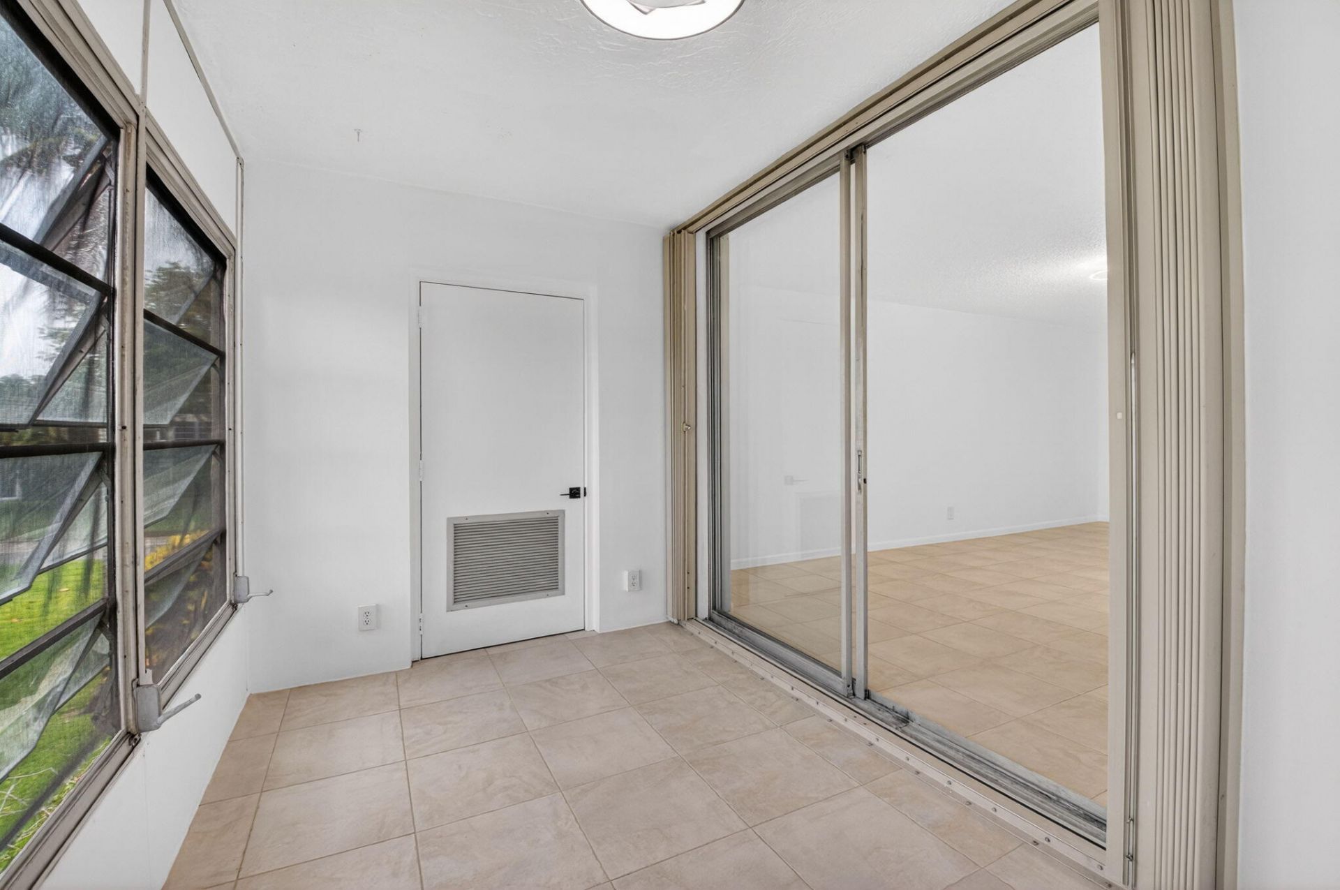 10 Willowbrook Lane, Unit 207, Delray Beach, FL 33446 Photo