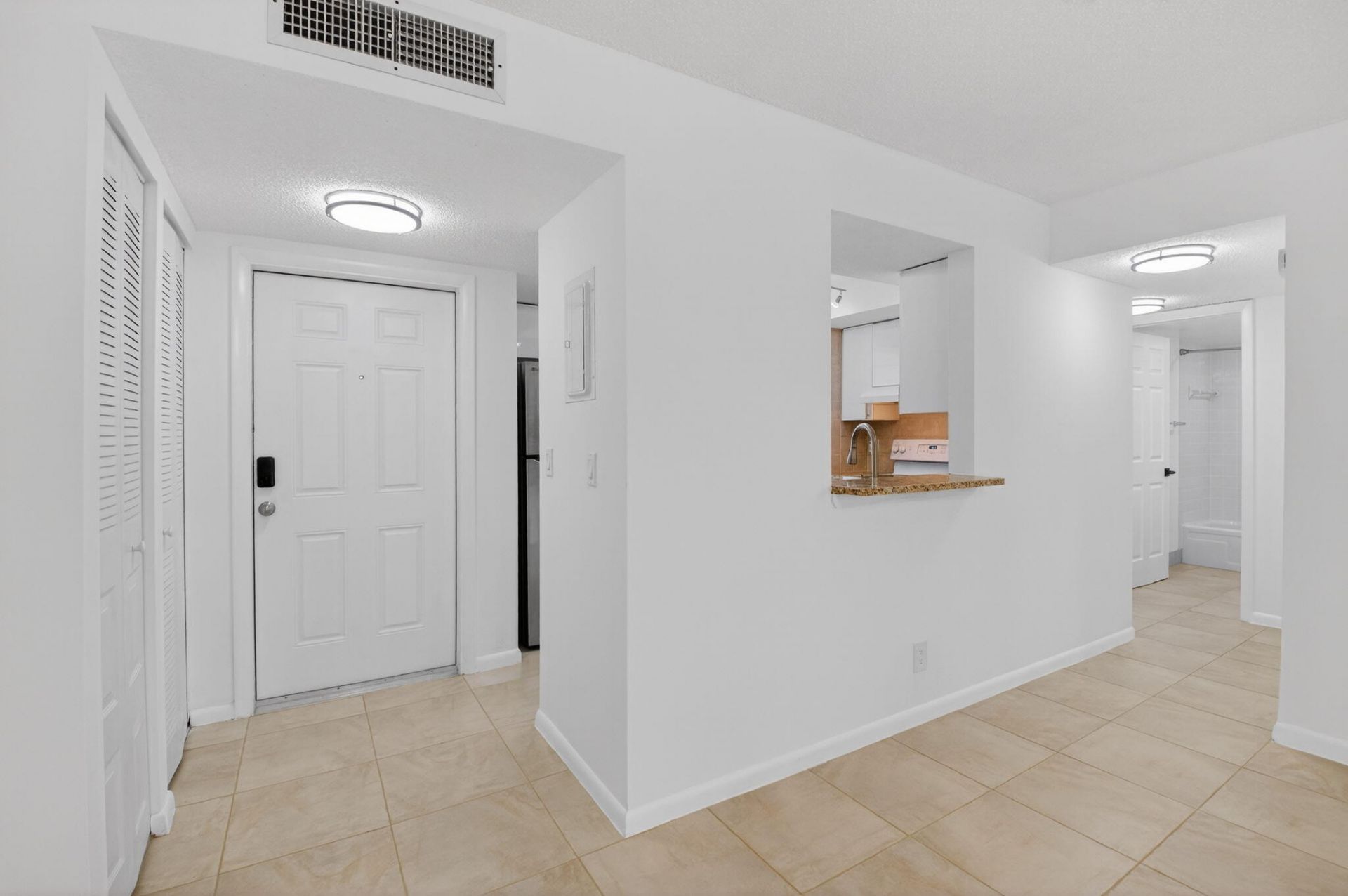10 Willowbrook Lane, Unit 207, Delray Beach, FL 33446 Photo