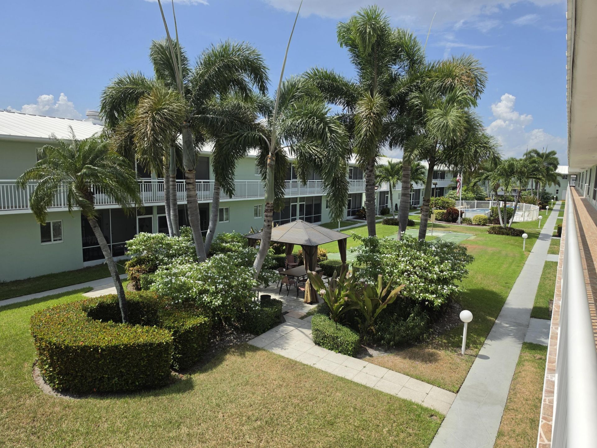 2100 NE 38th Street, Unit 219, Lighthouse Point, FL 33064 Photo