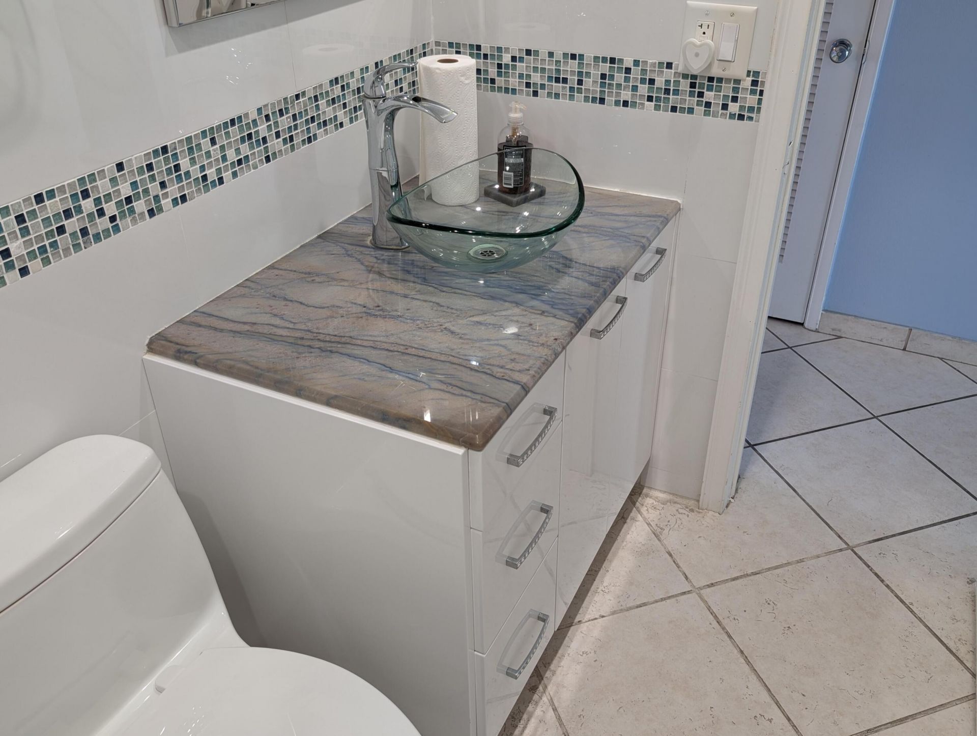 930 SE 9th Avenue, Unit 11, Pompano Beach, FL 33060 Photo