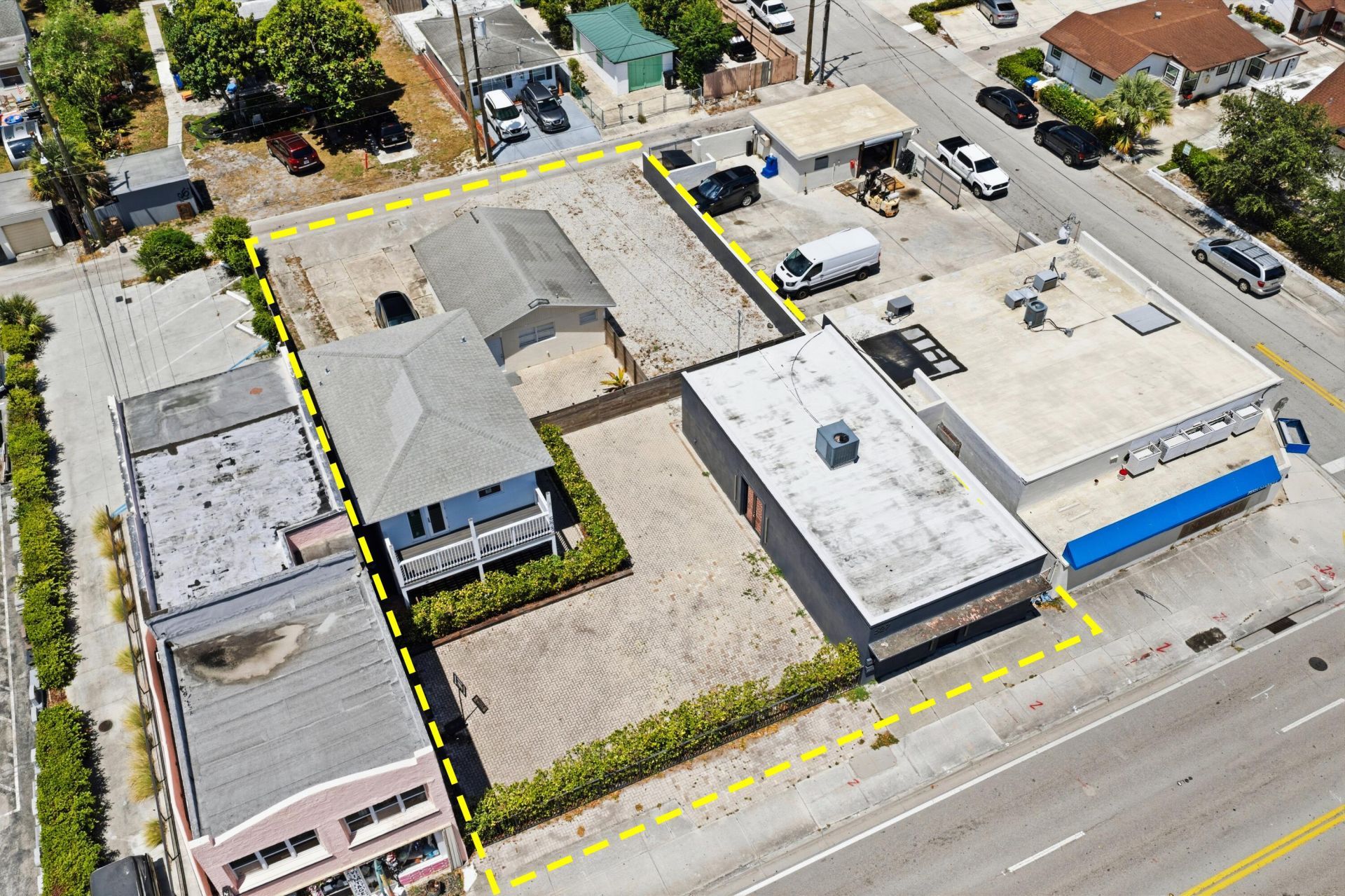 527 N Dixie Highway, Lake Worth Beach, FL 00000 Photo