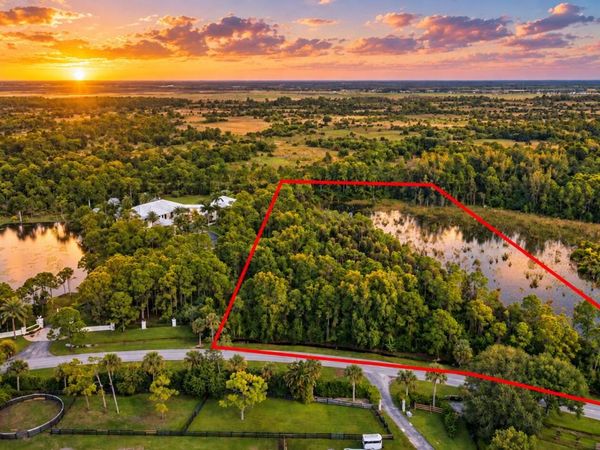2524 SE Ranch Acres Circle, Jupiter, FL 33478