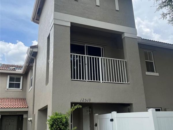 12510 SW 53rd St , Miramar, FL 33027