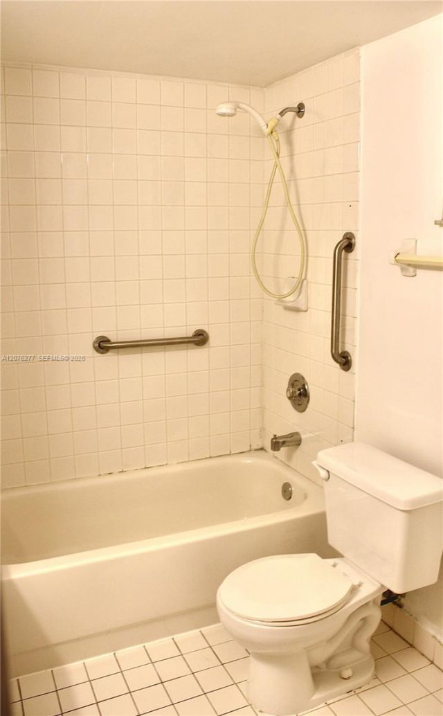 3375 W 76th St, Unit 145, Hialeah, FL 33018 Photo