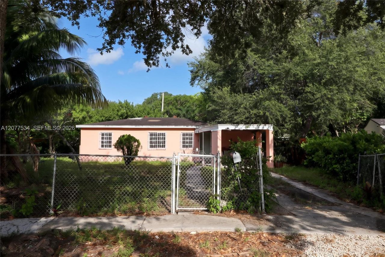12040 NW 1st Ct, North Miami, FL 33168 Photo