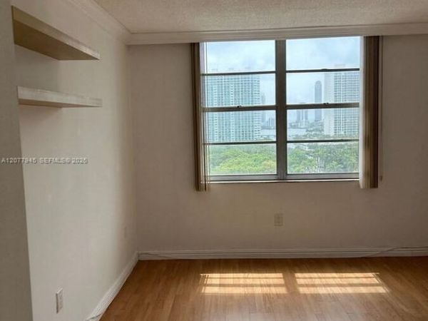2851 NE 183rd St , Unit 1507E, Aventura, FL 33160