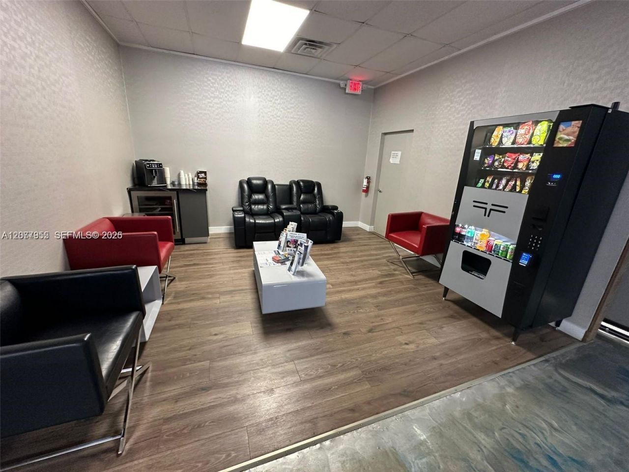 601 N State Road 7 , Plantation, FL 33317 Photo