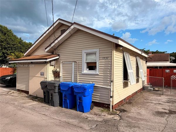 1837 Buchanan St , Hollywood, FL 33020