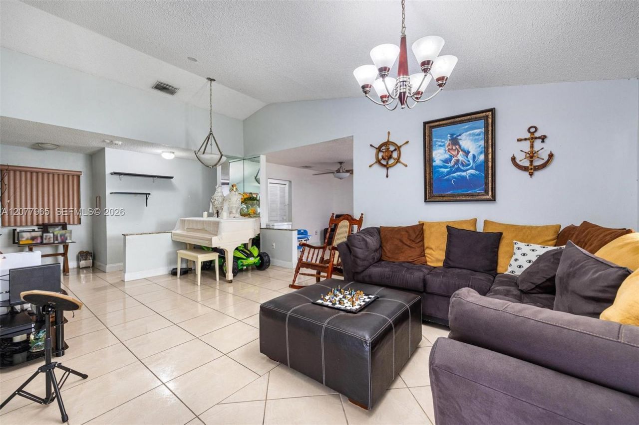 14217 SW 102nd St , Miami, FL 33186 Photo