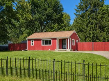 6464 Huron River Drive, Scio Township, Mi 48130