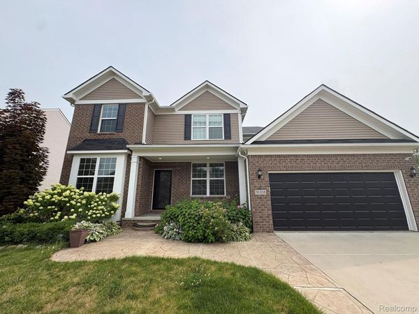 16308 Adelaide Drive , Macomb Township, Mi 48044