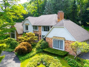 251 Woodwind Drive , Bloomfield Hills, Mi 48304