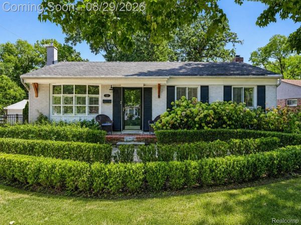 924 Allen Drive, Northville, Mi 48167